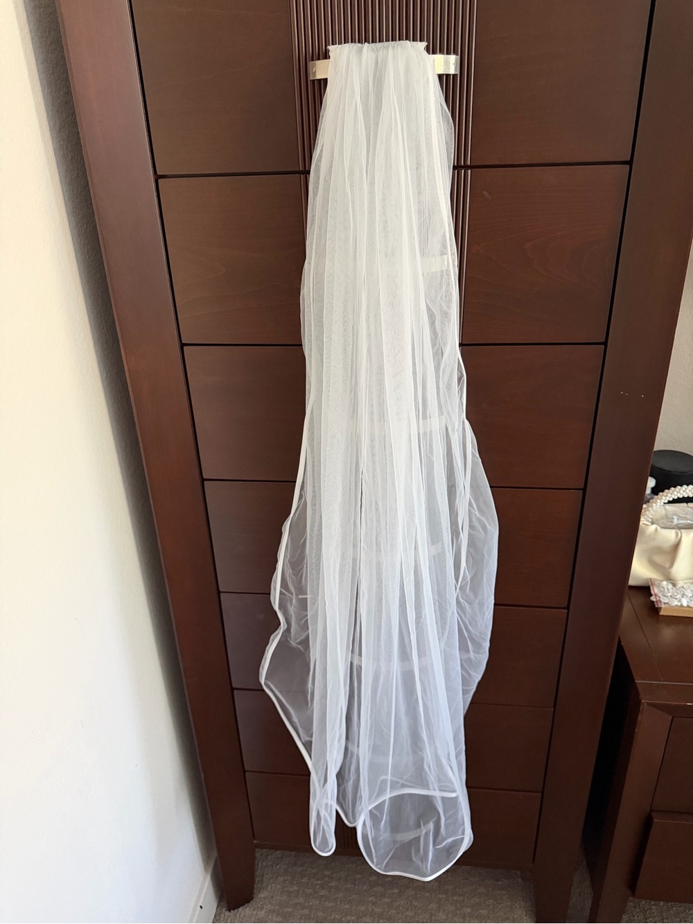 White Bridal Veil - 37” Long Wedding Veil with Satin Trim